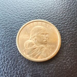 2000 P SACAGAWEA GOLD ONE DOLLAR US LIBERTY  COIN
